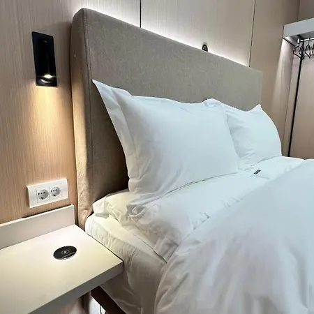 Kimmiy Garni Attic Near Airport Belgrad